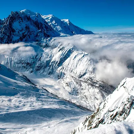 Atc Routes Du Monde Argentiere-chamonix Aparthotel 3*